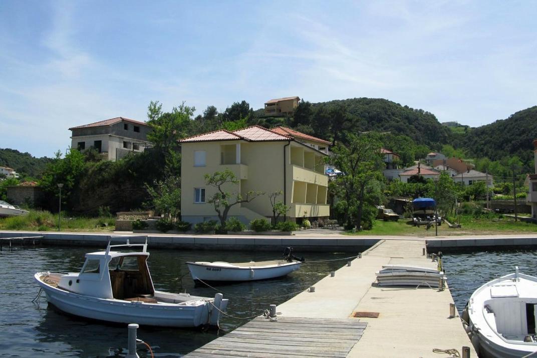 Apartments By The Sea Supetarska Draga - Donja, Rab - 11769 Zewnętrze zdjęcie