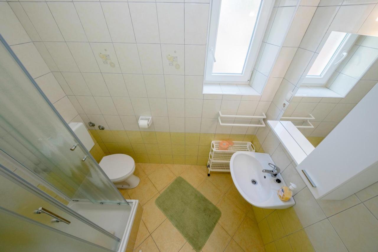 Apartments By The Sea Supetarska Draga - Donja, Rab - 11769 Zewnętrze zdjęcie
